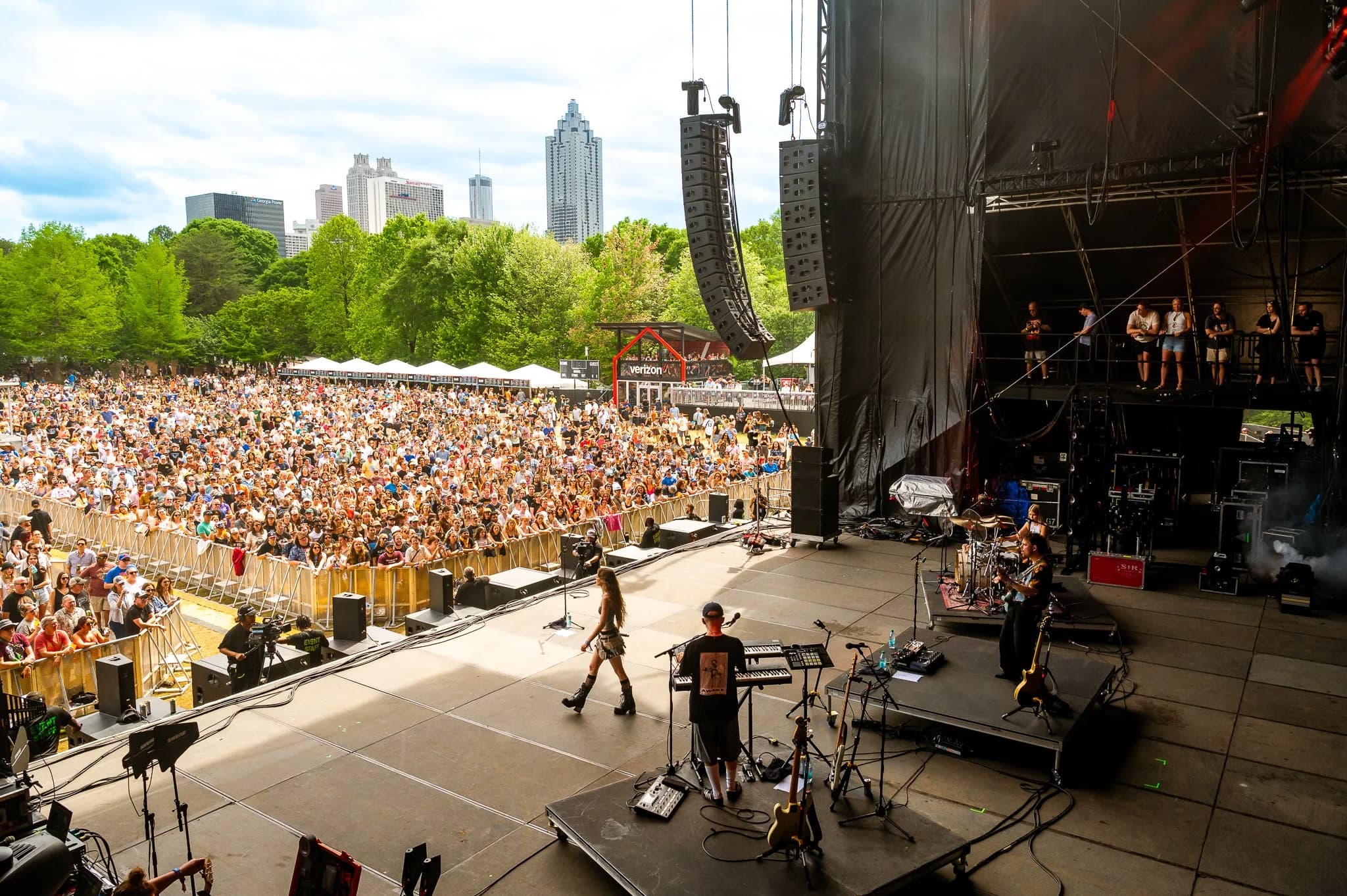 Holly Humberstone At Shaky Knees — Atlanta event and music photography by Stephanie Cousino, Smiling Eyes Media