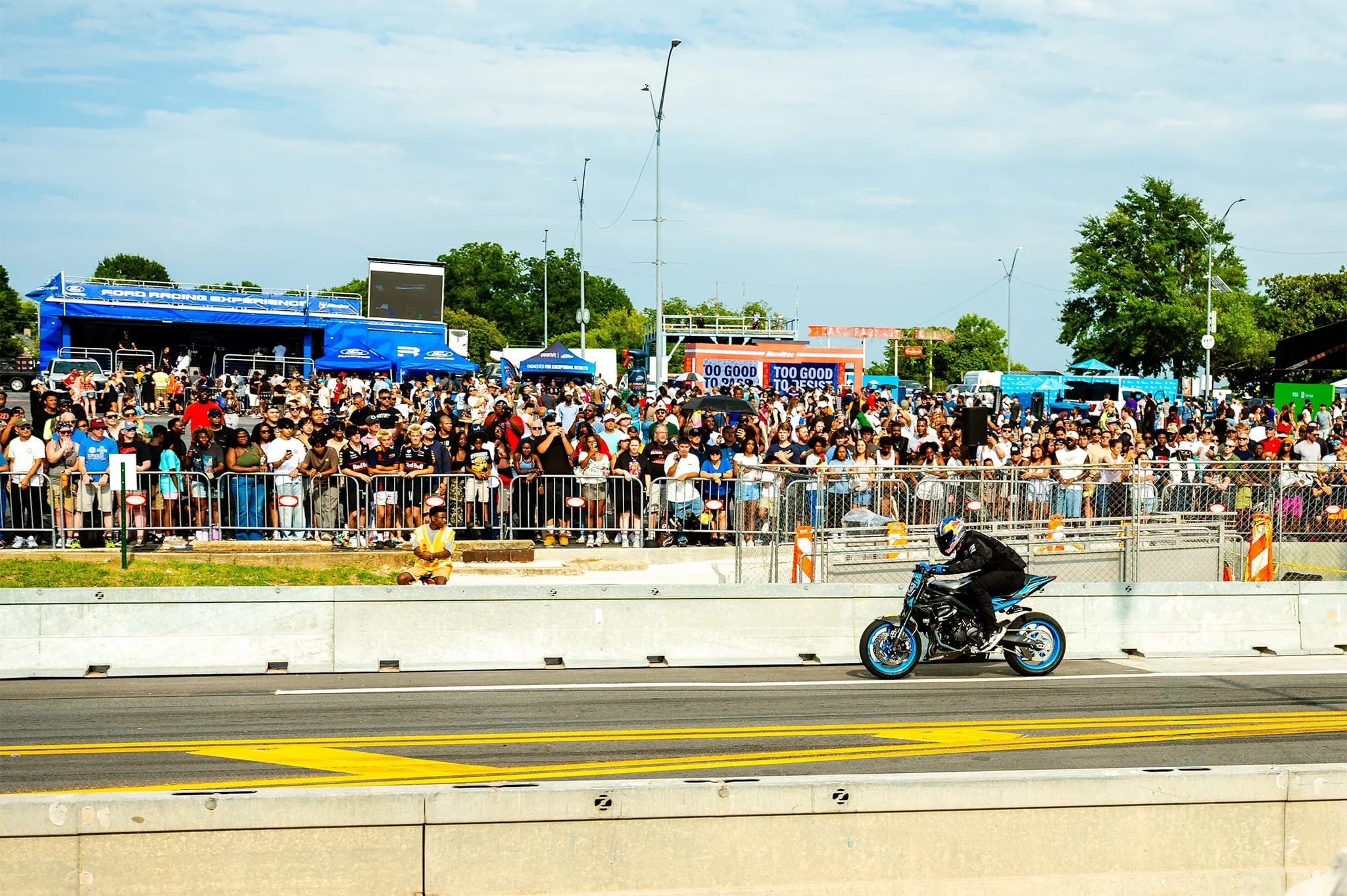 Red Bull — Atlanta event and music photography by Stephanie Cousino, Smiling Eyes Media